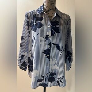 Alfred Dunner Blue and White Patterned Blouse